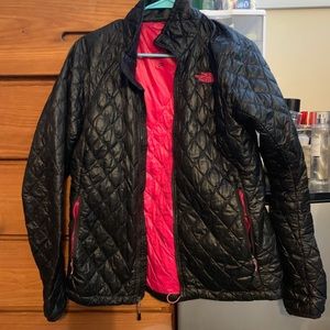Black north face jacket